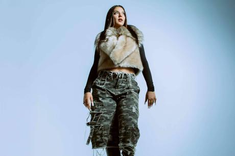 Aisha LK presenta ‘Con Otro’, un tema de pop urbano que celebra la fuerza y la libertad Aisha LK presenta ‘Con Otro’, un tema de pop urbano que celebra la fuerza y la libertad