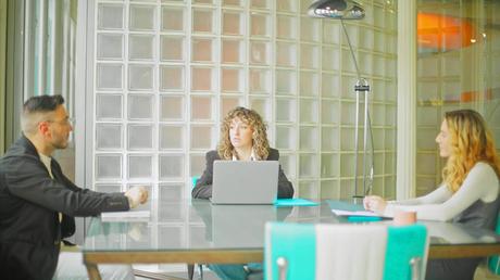 Resolver litigios entre empresas; la importancia de contar con abogados internacionales entre Francia y España Resolver litigios entre empresas; la importancia de contar con abogados internacionales entre Francia y España