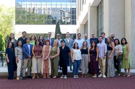 Hallon, pionera de la inteligencia de medios en España, prepara su 25º aniversario Hallon, pionera de la inteligencia de medios en España, prepara su 25º aniversario