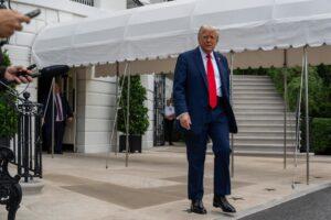 EEUU prohíbe la entrada al país a seis extranjeros por hacer «comentarios despectivos» sobre Charlie Kirk EEUU prohíbe la entrada al país a seis extranjeros por hacer «comentarios despectivos» sobre Charlie Kirk