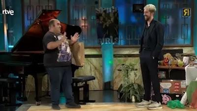 Custodio Pérez, autor de tres novelas negras, es descubierto en La Revuelta.