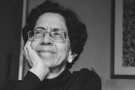 Tejer con la palabra | Tibia radiancia de Belén Ojeda Tejer con la palabra | Tibia radiancia de Belén Ojeda