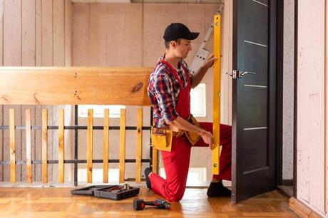 Servicio urgente a domicilio en Madrid; Cerrajero Técnico resuelve aperturas, cerraduras y seguridad integral