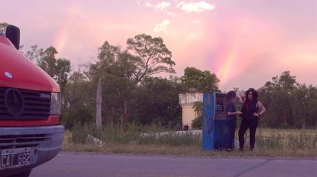 ¡Caigan las rosas blancas! + conversatorio con Albertina Carri se realiza este domingo 19 de octubre ¡Caigan las rosas blancas! + conversatorio con Albertina Carri se realiza este domingo 19 de octubre