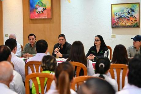 Gobierno Estatal despliega a todo su gabinete para reforzar apoyo en la Huasteca Gobierno Estatal despliega a todo su gabinete para reforzar apoyo en la Huasteca