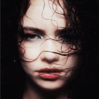 LAIA ALCOLEA: 'EL AMOR NO DEBERÍA DOLER' LAIA ALCOLEA: 'EL AMOR NO DEBERÍA DOLER'