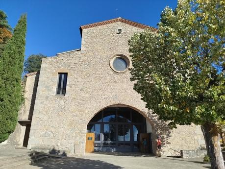 Excursión por la Serra de Queralt: descubriendo la Baga de Cal Pere Sastre y sus camagrocs | El Berguedà