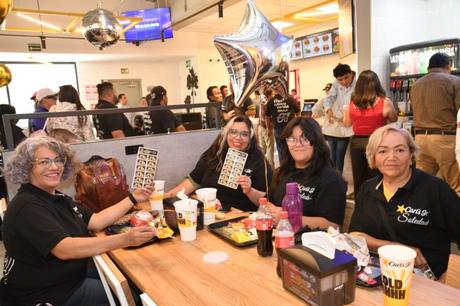 Juan Manuel Navarro inaugura nueva sucursal de Carl’s Jr. y destaca confianza empresarial en Soledad