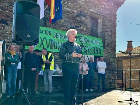 Sara Simón reivindica el avance de la Junta con empresas y entidades para crear Espacios Libres de Discriminación Sara Simón reivindica el avance de la Junta con empresas y entidades para crear Espacios Libres de Discriminación