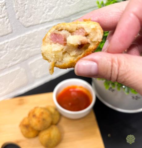 Bolitas de patata con bacon y queso