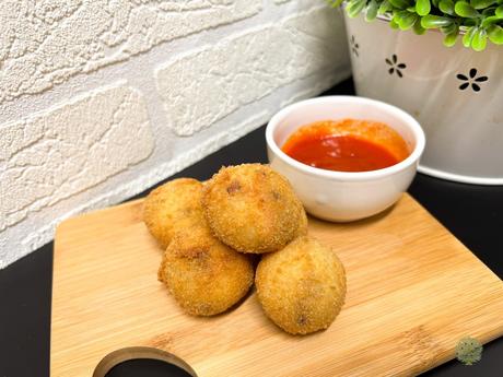 Bolitas de patata con bacon y queso