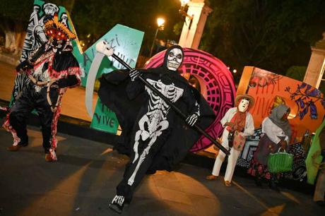 “Xantolo en tu Ciudad” lleva la tradición potosina a Morelia en un encuentro cultural histórico “Xantolo en tu Ciudad” lleva la tradición potosina a Morelia en un encuentro cultural histórico