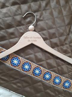 ABRIGO METALIZADO + BOLSO ABRIGO METALIZADO + BOLSO