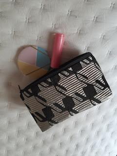 ABRIGO METALIZADO + BOLSO ABRIGO METALIZADO + BOLSO