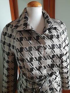 ABRIGO METALIZADO + BOLSO ABRIGO METALIZADO + BOLSO