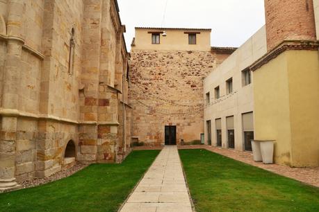 NH Palacio del Duero, un Hotel de diseĂąo con mucha historia
