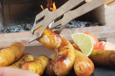 D’Carnilsa lleva el sabor de Colombia a España con embutidos tradicionales y productos latinoamericanos de calidad D’Carnilsa lleva el sabor de Colombia a España con embutidos tradicionales y productos latinoamericanos de calidad