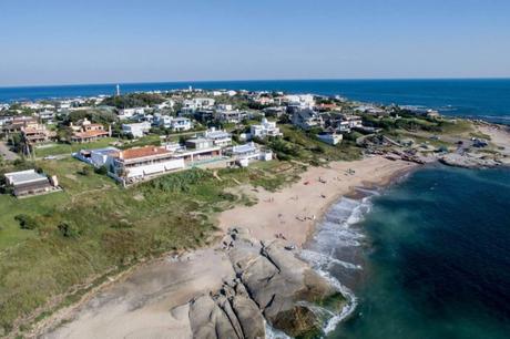 José Ignacio se anticipa a la temporada 2026 con ocupación total en enero, según Location.UY