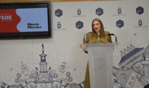 Navarro destaca el carácter emprendedor de los tomelloseros y su apuesta por la búsqueda de nuevos nichos Navarro destaca el carácter emprendedor de los tomelloseros y su apuesta por la búsqueda de nuevos nichos