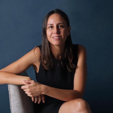 Yaiza Nicolás: “Escribí Alka I. La mujer del infinito para escapar… y acabé encontrándome” Yaiza Nicolás: “Escribí Alka I. La mujer del infinito para escapar… y acabé encontrándome”