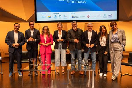 El Talentón Comercio 2025 consolida a Tenerife como referente de innovación y talento empresarial en su primera edición de éxito El Talentón Comercio 2025 consolida a Tenerife como referente de innovación y talento empresarial en su primera edición de éxito