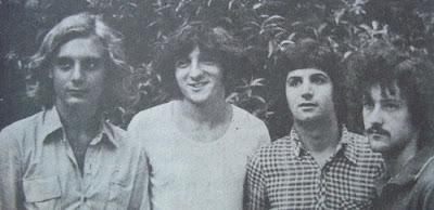 La Mesa Beatle: Acampando la vorágine de recuerdos