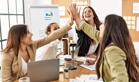 Unas de las mejores academias de inglés en Madrid en 2025, formación flexible y certificaciones oficiales Unas de las mejores academias de inglés en Madrid en 2025, formación flexible y certificaciones oficiales