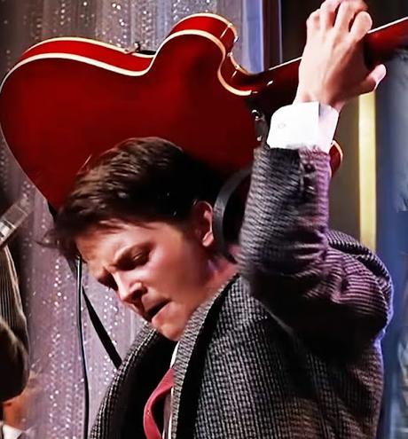 40 AÑOS DEL ESTRENO DE ‘REGRESO AL FUTURO’: EL ‘INICIO’ DEL ROCK & ROLL Y OTROS GUIÑOS AL GÉNERO 40 AÑOS DEL ESTRENO DE ‘REGRESO AL FUTURO’: EL ‘INICIO’ DEL ROCK & ROLL Y OTROS GUIÑOS AL GÉNERO