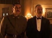 cena’: mesa pan, ejército capitán