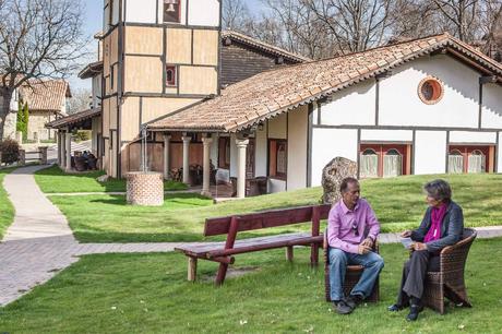 Ocho días que cambian la forma de hablar inglés (y de ver el mundo) Ocho días que cambian la forma de hablar inglés (y de ver el mundo)