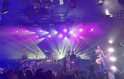 Concierto The Darkness + Dea Matrona, Madrid, Sala La Riviera, 22-10-2025.