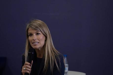 Sánchez defiende la limpieza del PSOE y carga contra el PP: «La financiación irregular tiene una sede y está en Génova» Sánchez defiende la limpieza del PSOE y carga contra el PP: «La financiación irregular tiene una sede y está en Génova»