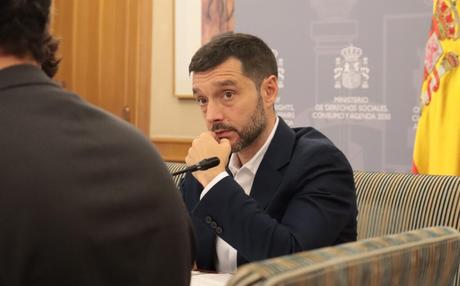 El espectáculo de calle ‘Aquiles’ recorre este viernes el toledano barrio de Santa María de Benquerencia El espectáculo de calle ‘Aquiles’ recorre este viernes el toledano barrio de Santa María de Benquerencia