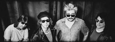 ALVARO SUITE: 'FUERA DE CONTROL' ALVARO SUITE: 'FUERA DE CONTROL'