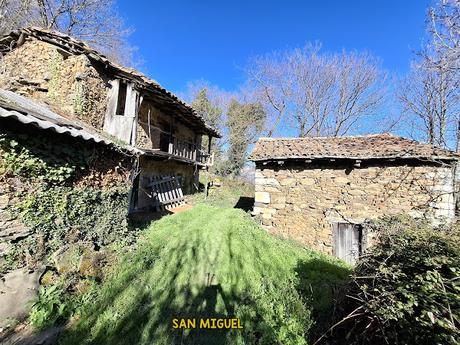 Campomanes-Erías-Fresneo-El Curuḷḷu Braña