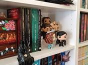 nueva libro físico; cuando lectura convierte decoración