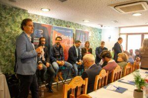 Alumnos de Tarancón plantan 24 árboles por el Día Internacional contra el Cambio Climático Alumnos de Tarancón plantan 24 árboles por el Día Internacional contra el Cambio Climático