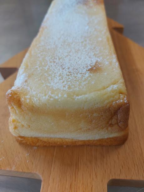 PASTEL EN TRES TEXTURAS DE LIMÓN Y VAINILLA