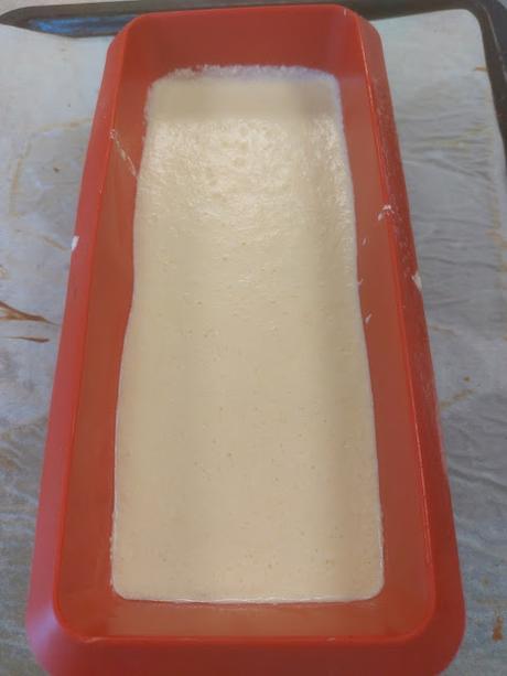 PASTEL EN TRES TEXTURAS DE LIMÓN Y VAINILLA