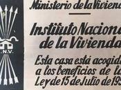 Derribar símbolos franquistas exige derribar media España