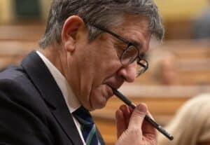 El sindicato CGIL saca músculo de nuevo en Roma y amenaza con una huelga general contra los presupuestos El sindicato CGIL saca músculo de nuevo en Roma y amenaza con una huelga general contra los presupuestos