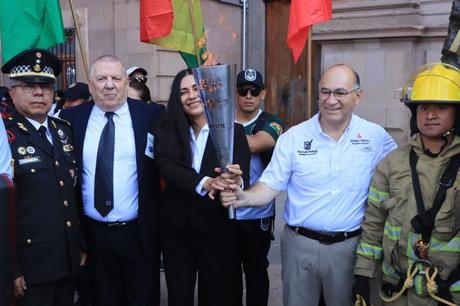 Inaugura el Alcalde Enrique Galindo los XII Juegos Latinoamericanos de Policías y Bomberos Inaugura el Alcalde Enrique Galindo los XII Juegos Latinoamericanos de Policías y Bomberos
