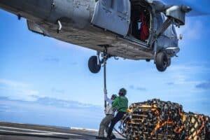 El vuelco de un camión, cuyo conductor resulta herido, obliga a cortar parcialmente la A-4 en Valdepeñas