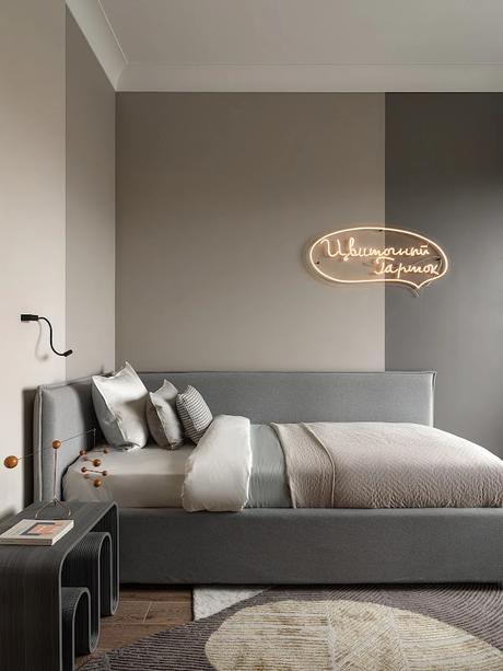 Luz de invierno en Moscú: una vivienda familiar que celebra la calma y la claridad