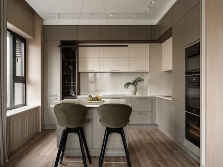 Luz de invierno en Moscú: una vivienda familiar que celebra la calma y la claridad