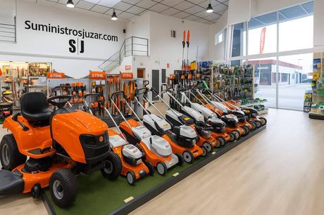 Los distribuidores oficiales, la red silenciosa que mantiene vivo el campo