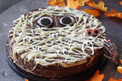 Tarta Halloween con obleas, sin horno
