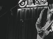 Tangerine flavour: 'por puerta atrás (live)'