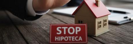 Bancos suspenden nuevos créditos hipotecarios UVA tras las elecciones