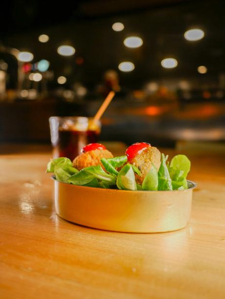 Diez bares y restaurantes del Raval para ir de Ruta de Tapas